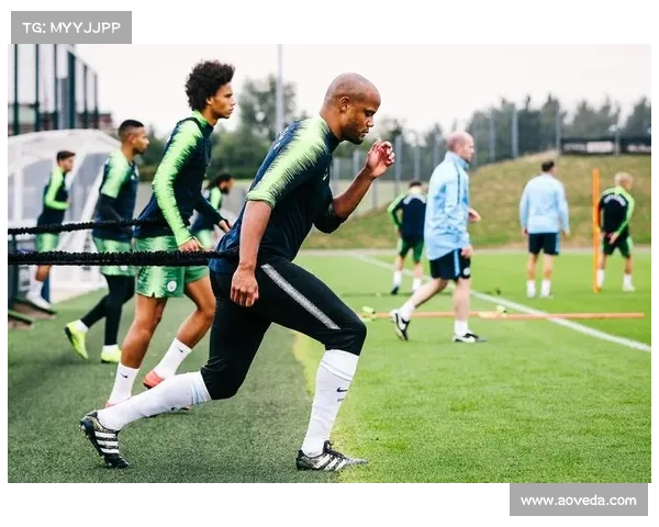 曼城7号后卫的技术特点与战术运用分析探讨